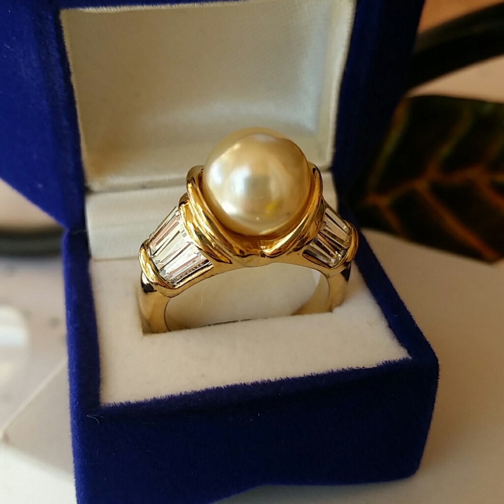 Cubic Zirconia Big Pearl 18k GF(gold filled)